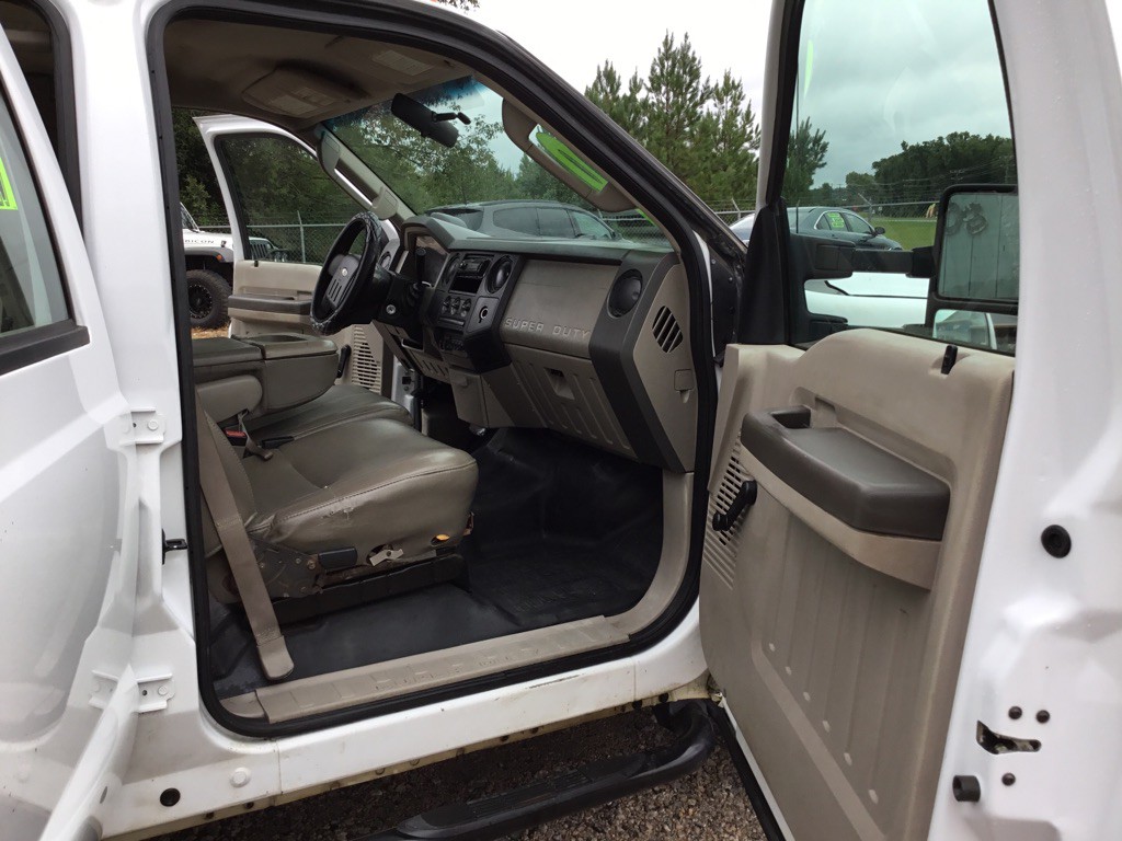 2008 Ford F-250 Image 11