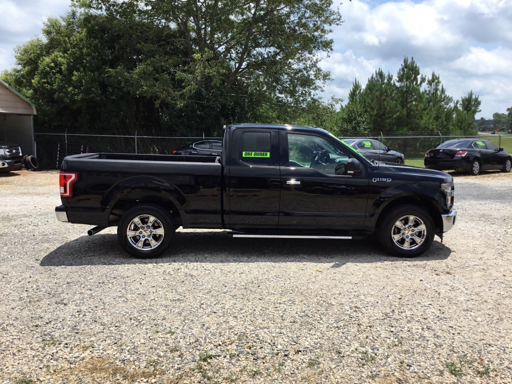 2017 Ford F-150 Image 4