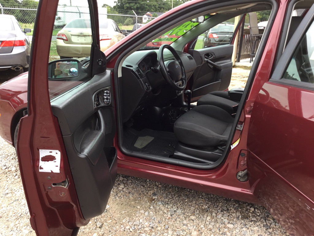 2007 Ford Focus Image 11