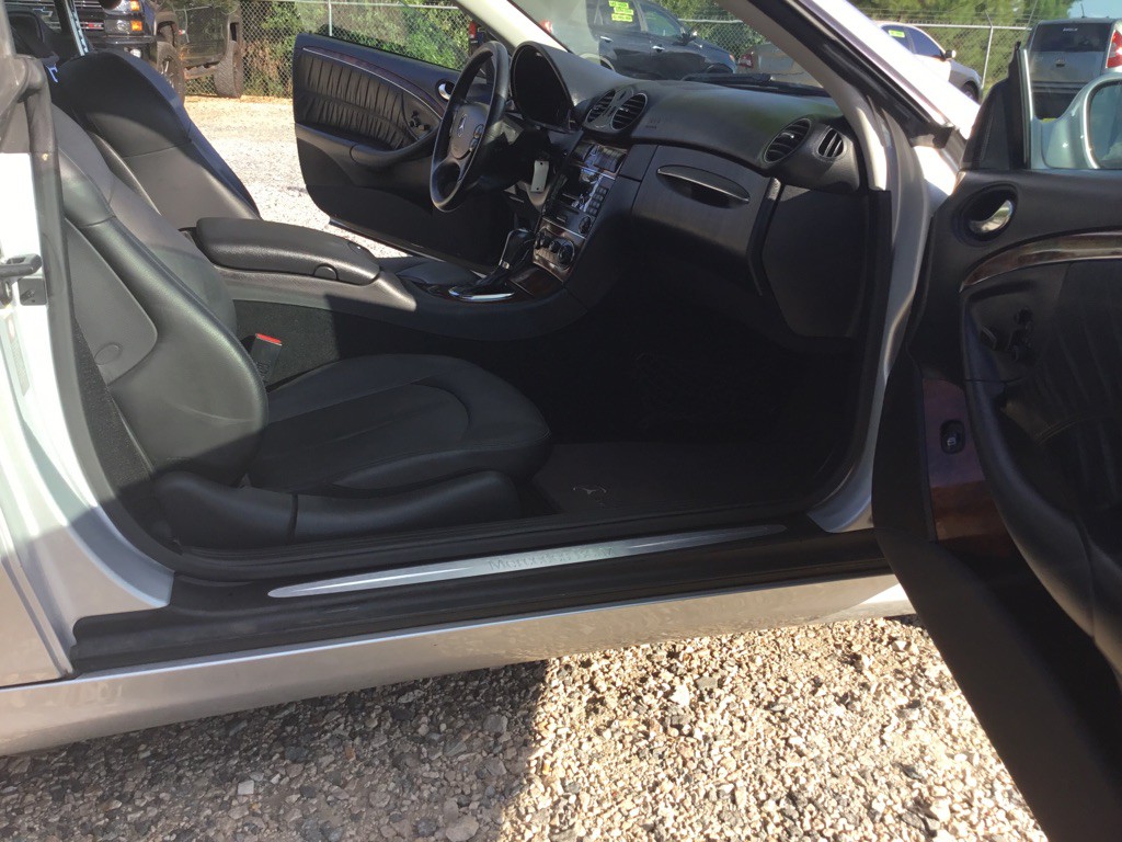 2006 Mercedes-Benz CLK-Class Image 10