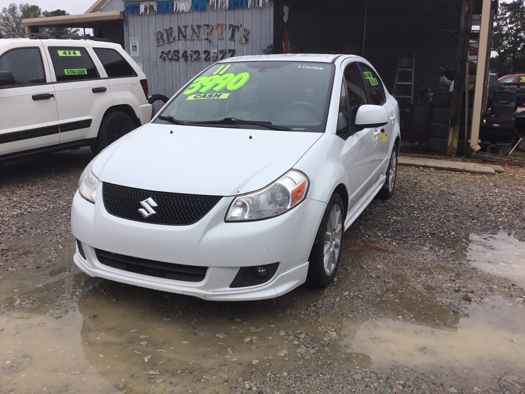 2011 Suzuki SX4 Image 1