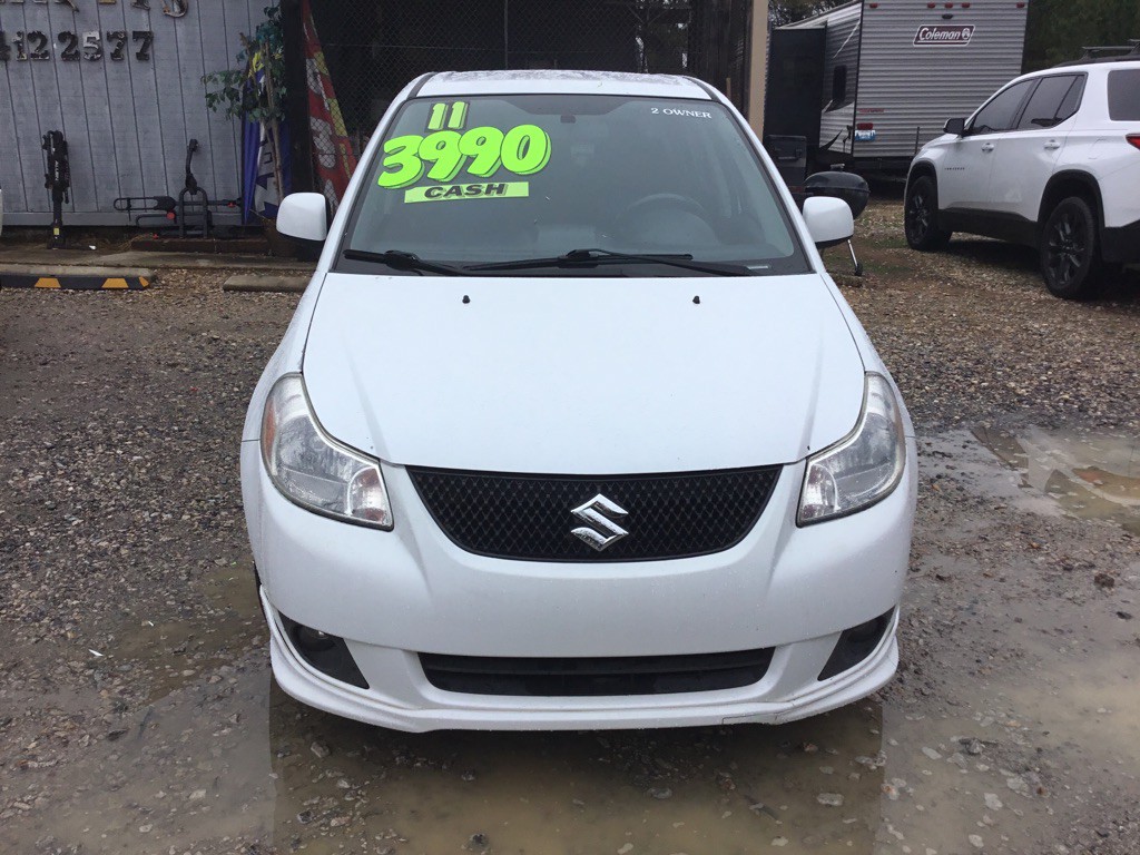 2011 Suzuki SX4 Image 2
