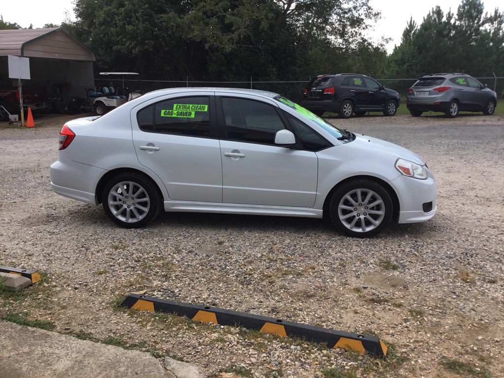 2011 Suzuki SX4 Image 5