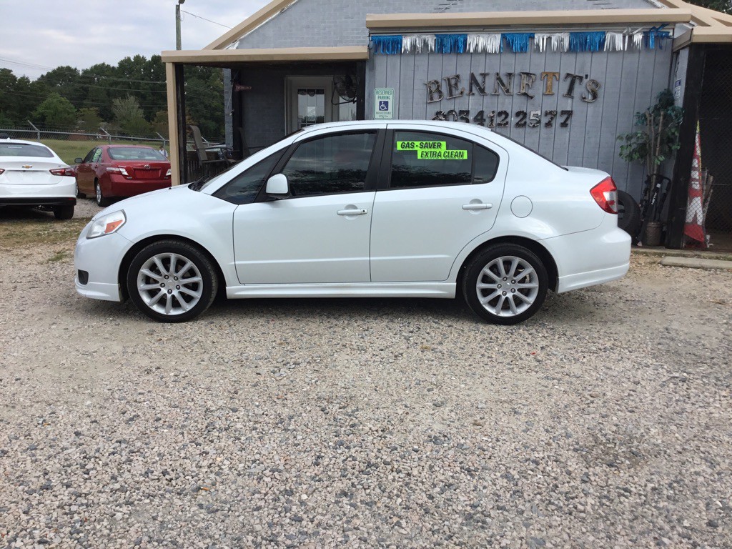 2011 Suzuki SX4 Image 6