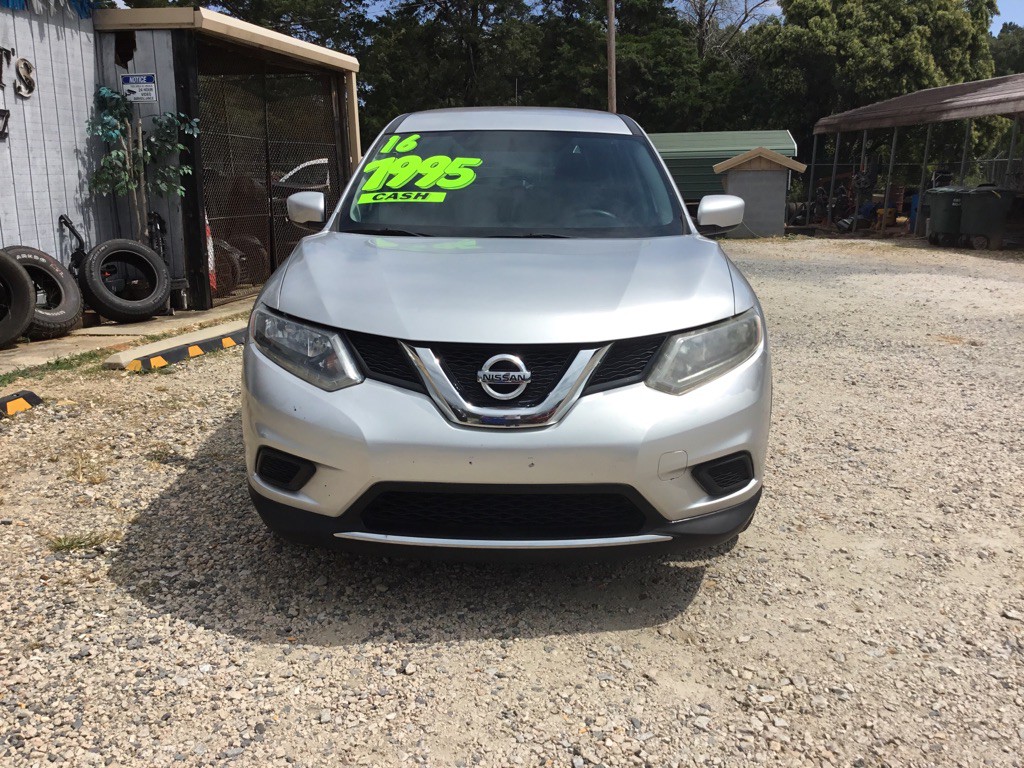 2016 Nissan Rogue Image 2