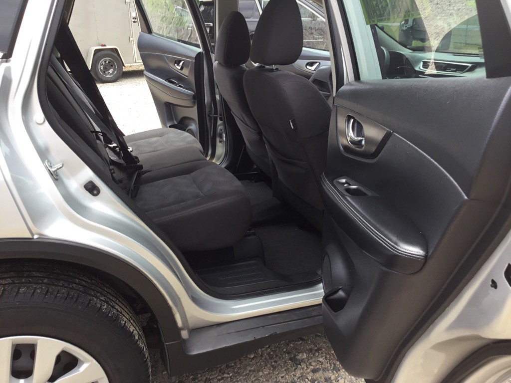 2016 Nissan Rogue Image 10