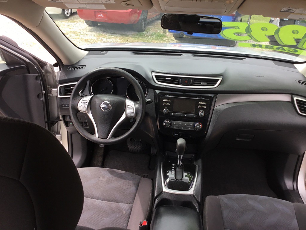 2016 Nissan Rogue Image 12