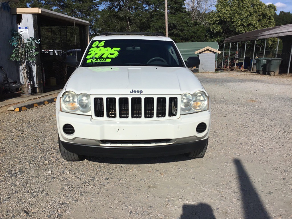 2006 Jeep Grand Cherokee Image 2