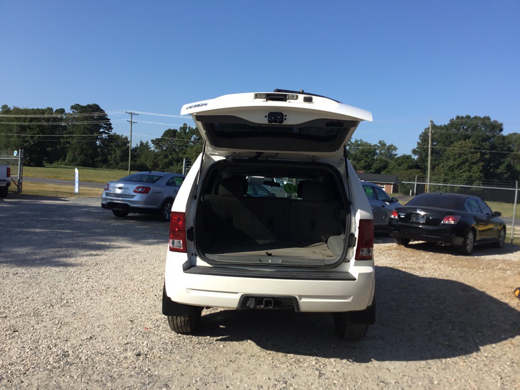 2006 Jeep Grand Cherokee Image 10