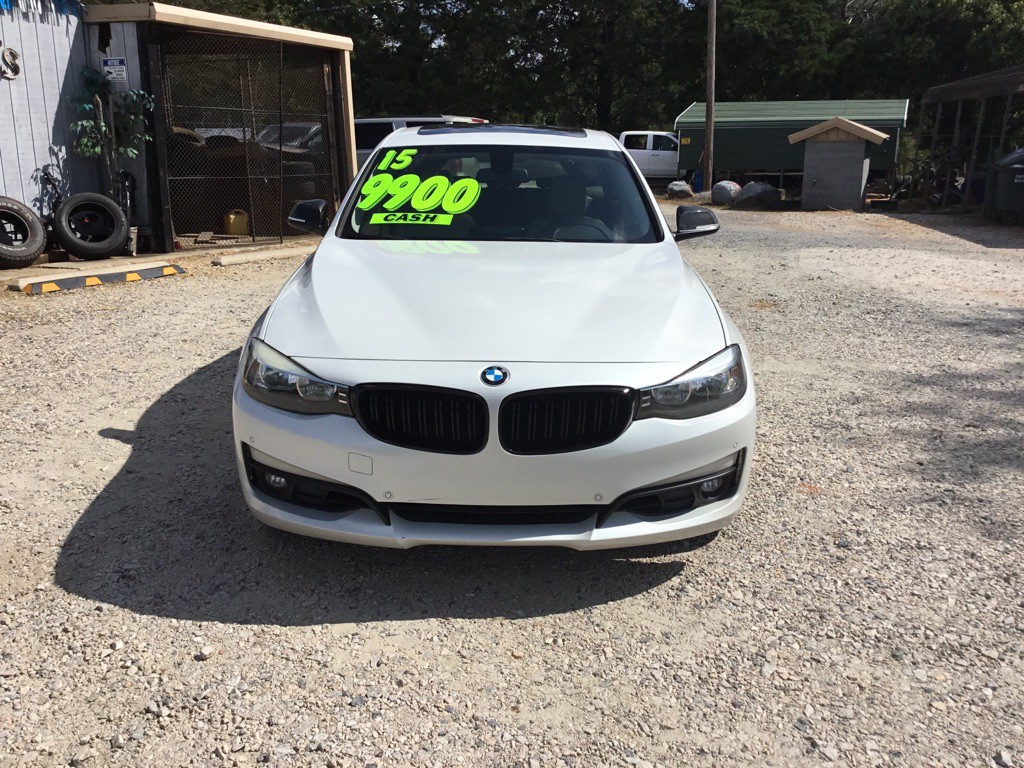 2015 BMW 3 Series Image 2