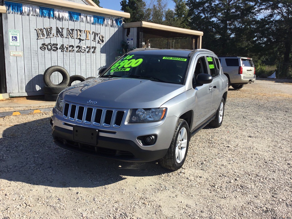 2016 Jeep Compass Image 1
