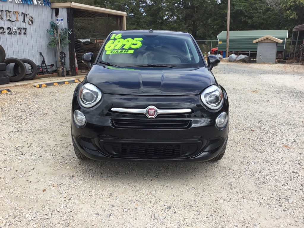 2016 FIAT 500 Image 2