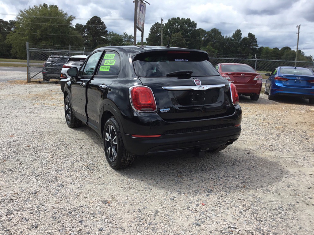 2016 FIAT 500 Image 6