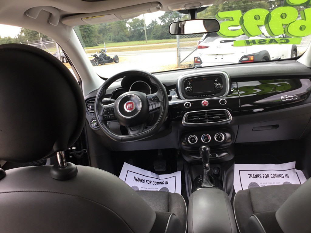 2016 FIAT 500 Image 12
