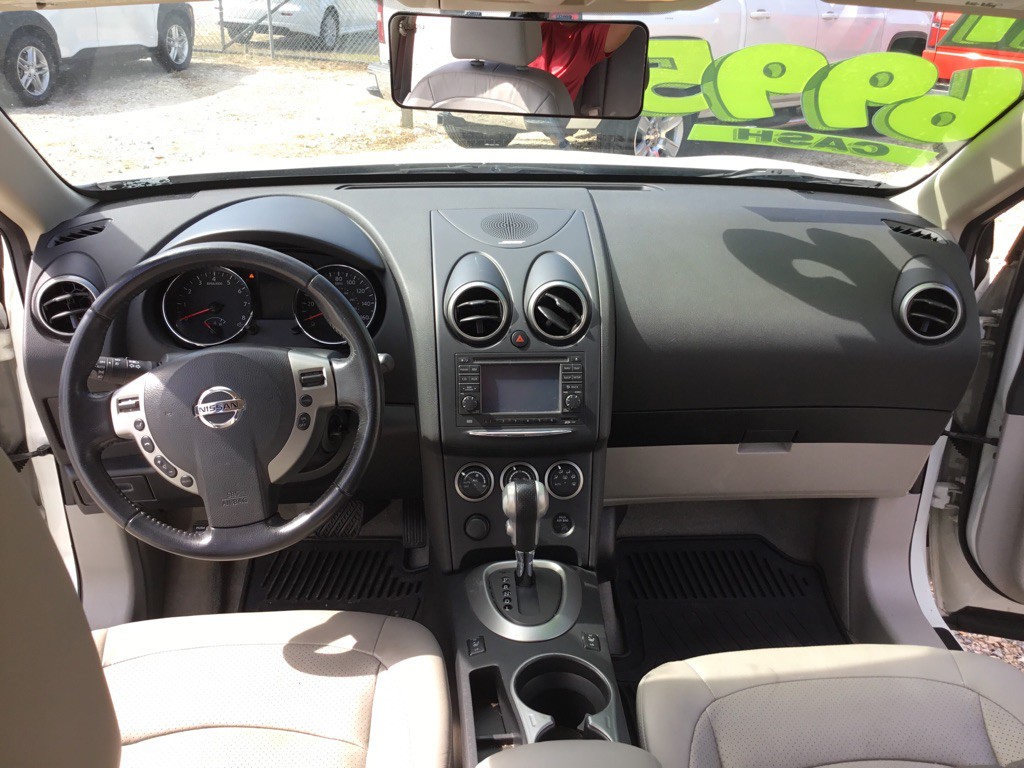 2011 Nissan Rogue Image 12