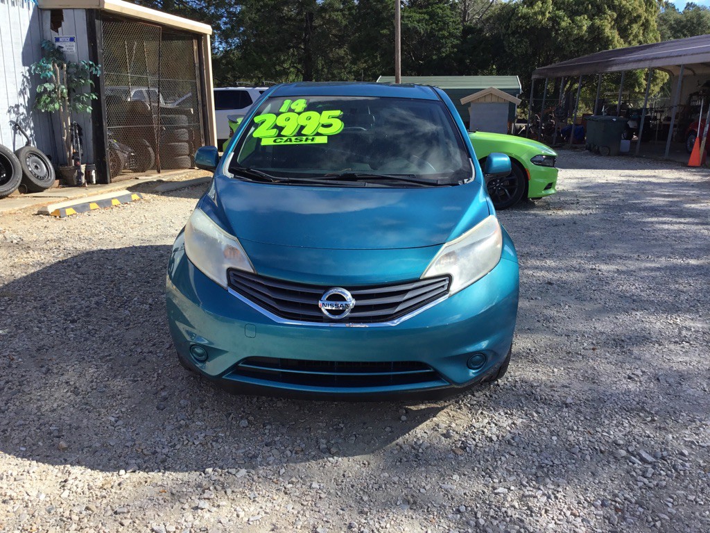 2014 Nissan Versa Image 2