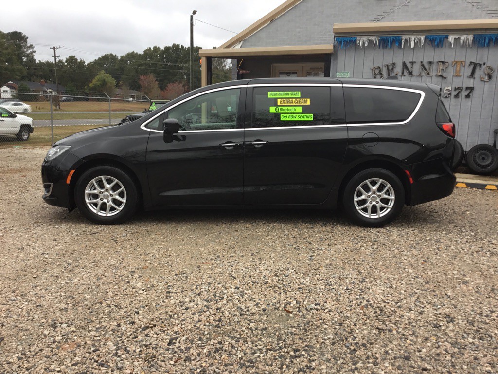2020 Chrysler Pacifica Image 5