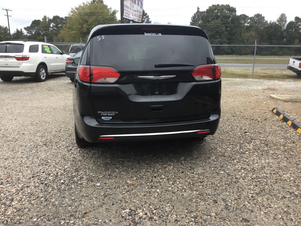 2020 Chrysler Pacifica Image 7