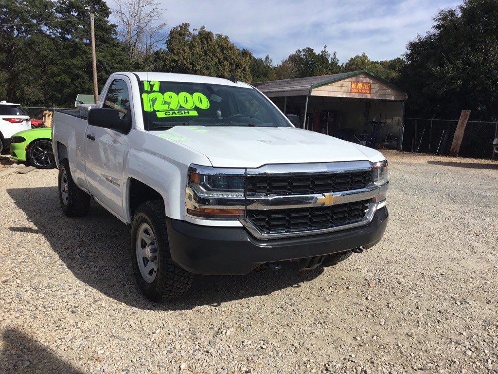 2017 Chevrolet Silverado 1500 Image 3