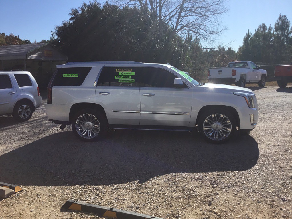 2016 Cadillac Escalade Image 4