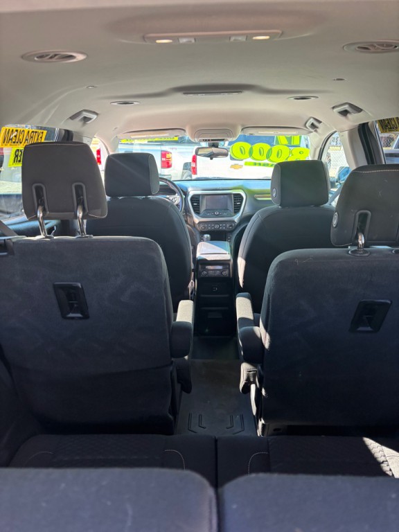 2017 GMC Acadia Image 12