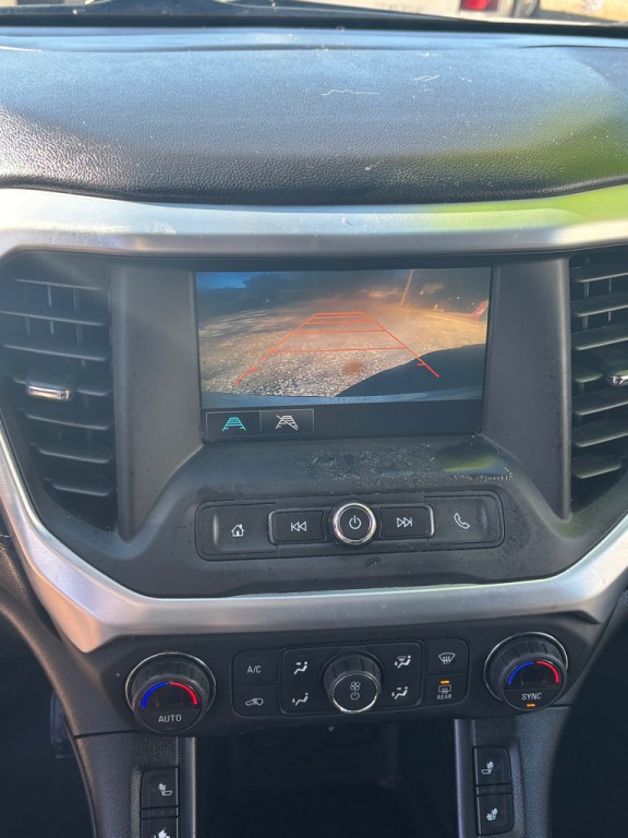 2017 GMC Acadia Image 14