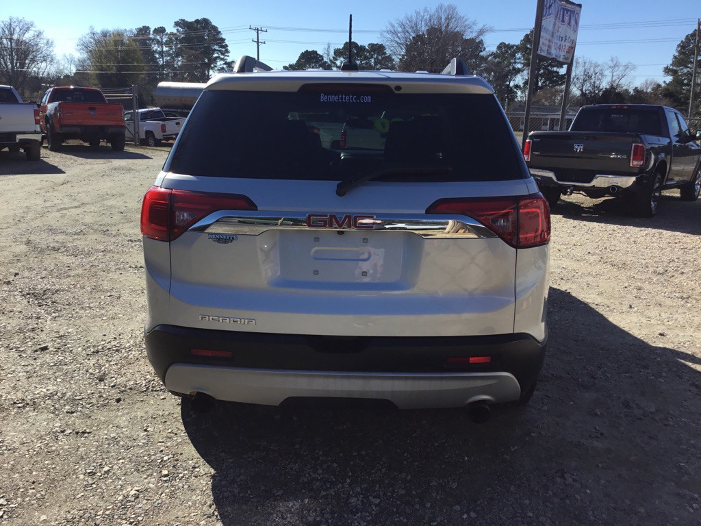 2018 GMC Acadia Image 7