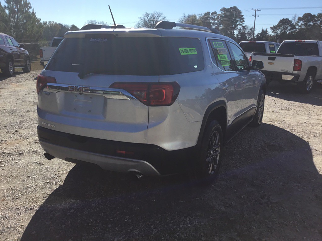 2018 GMC Acadia Image 8