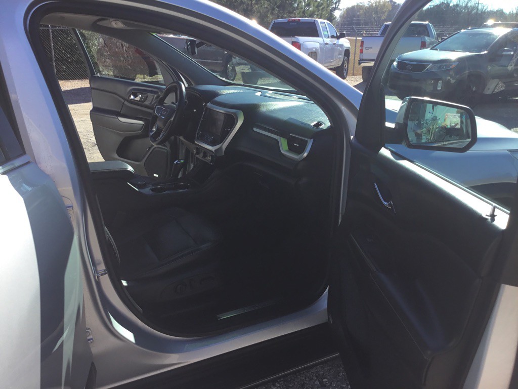 2018 GMC Acadia Image 12