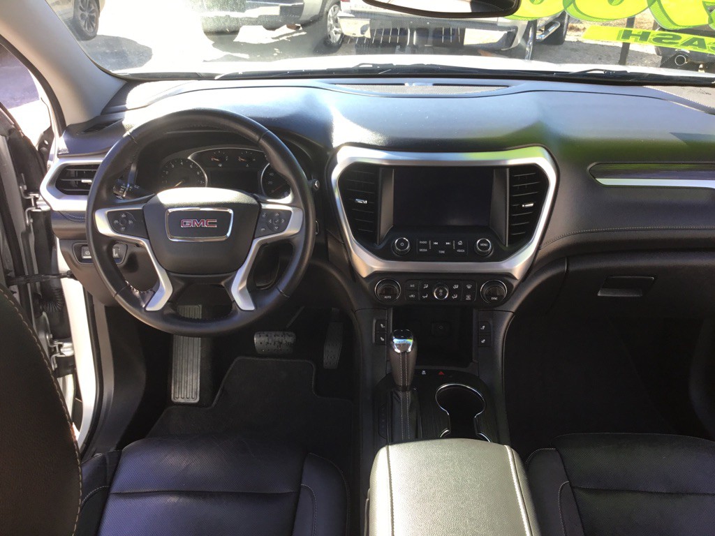 2018 GMC Acadia Image 13