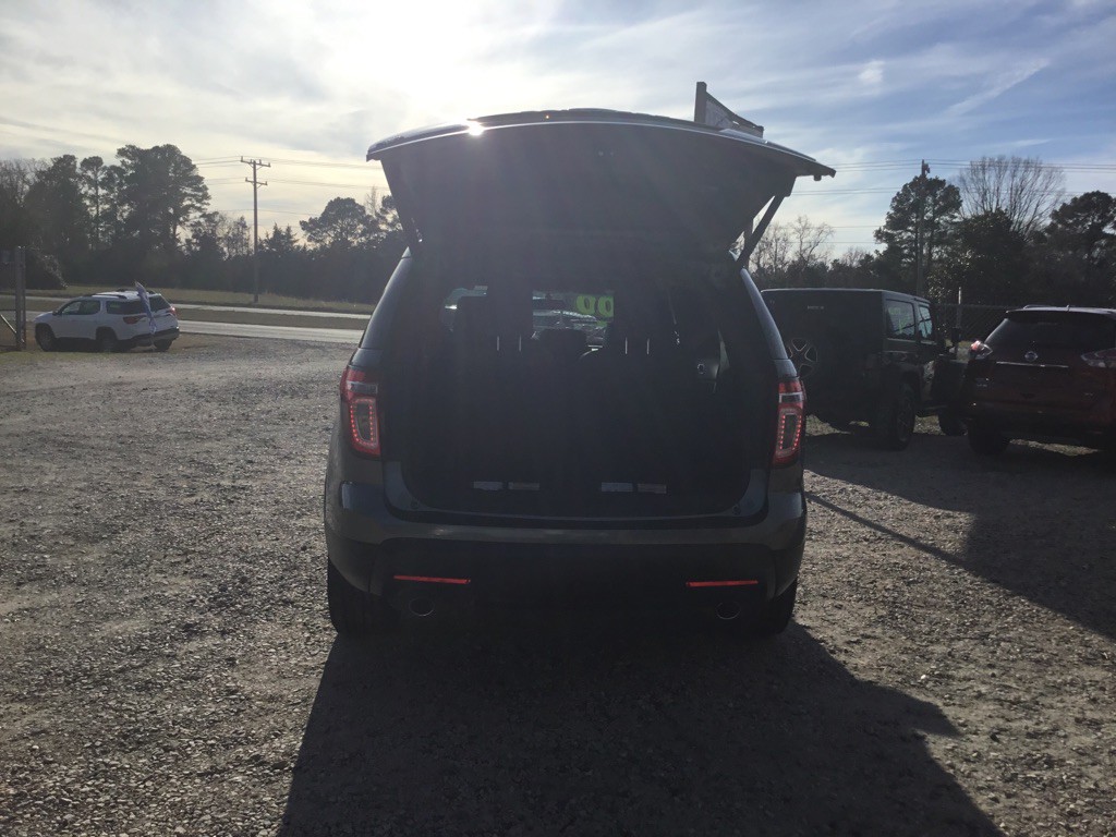 2014 Ford Explorer Image 9