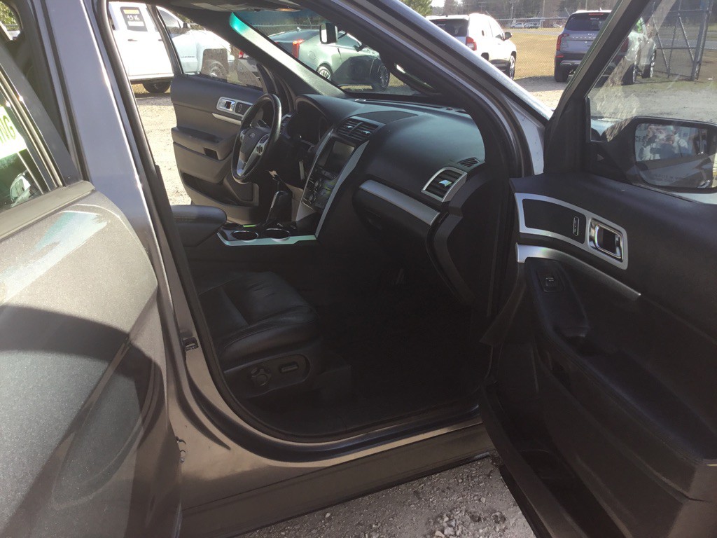 2014 Ford Explorer Image 12
