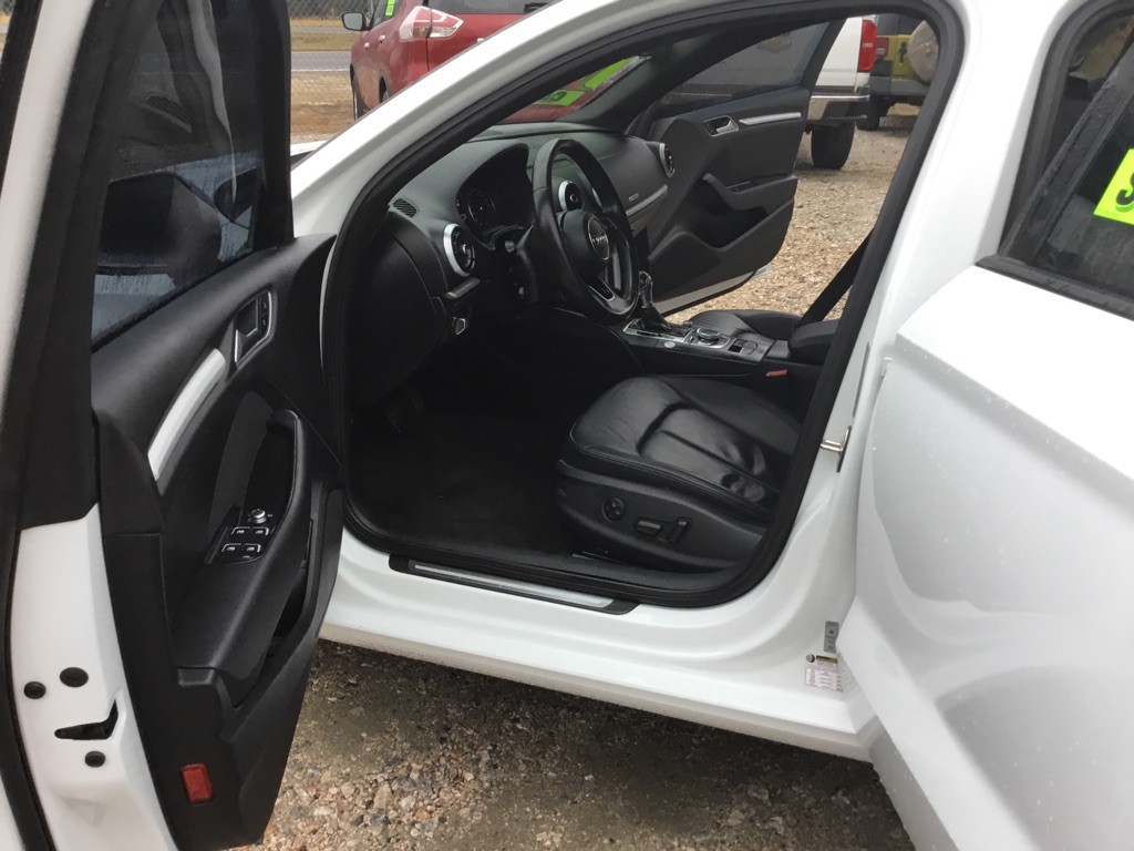 2017 Audi A3 Image 10