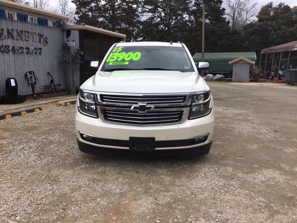 2015 Chevrolet Tahoe Image 2