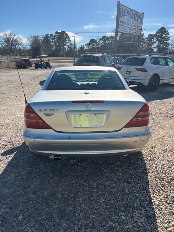 2002 Mercedes-Benz SLK-Class Image 6