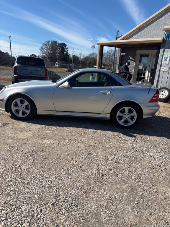 2002 Mercedes-Benz SLK-Class Image 8