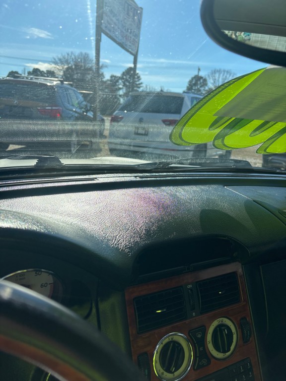 2002 Mercedes-Benz SLK-Class Image 12