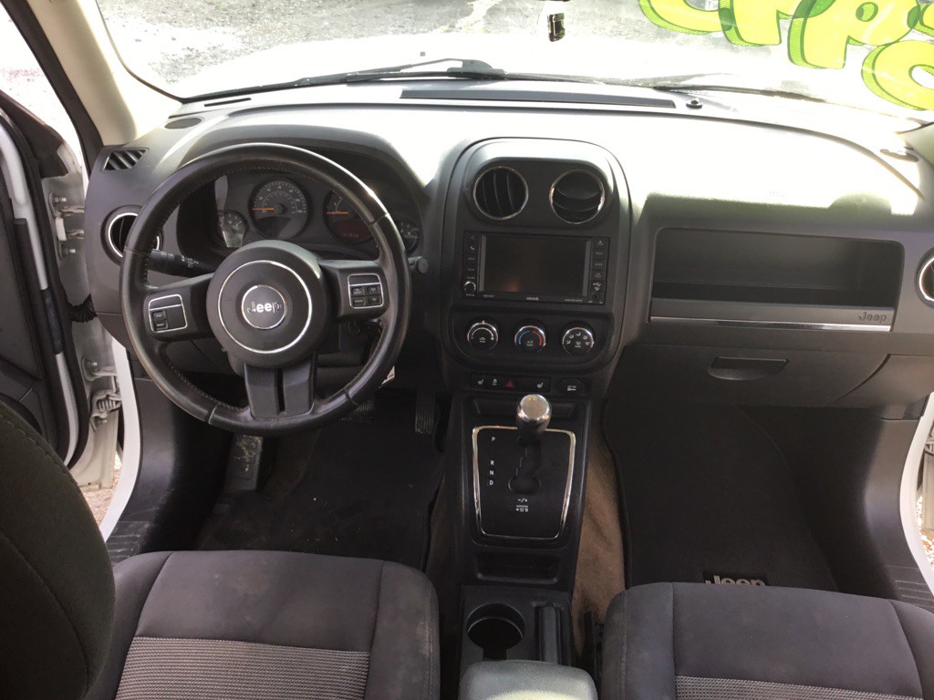 2016 Jeep Patriot Image 12