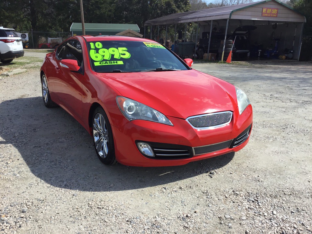 2010 Hyundai Genesis Image 3