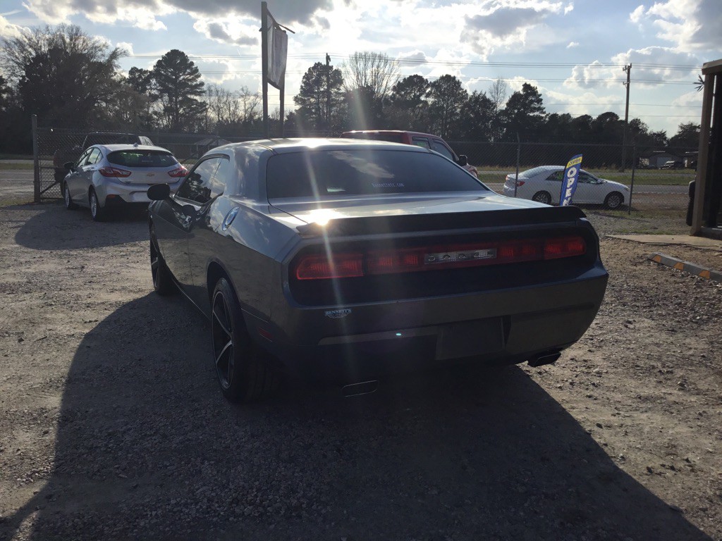 2011 Dodge Challenger Image 6