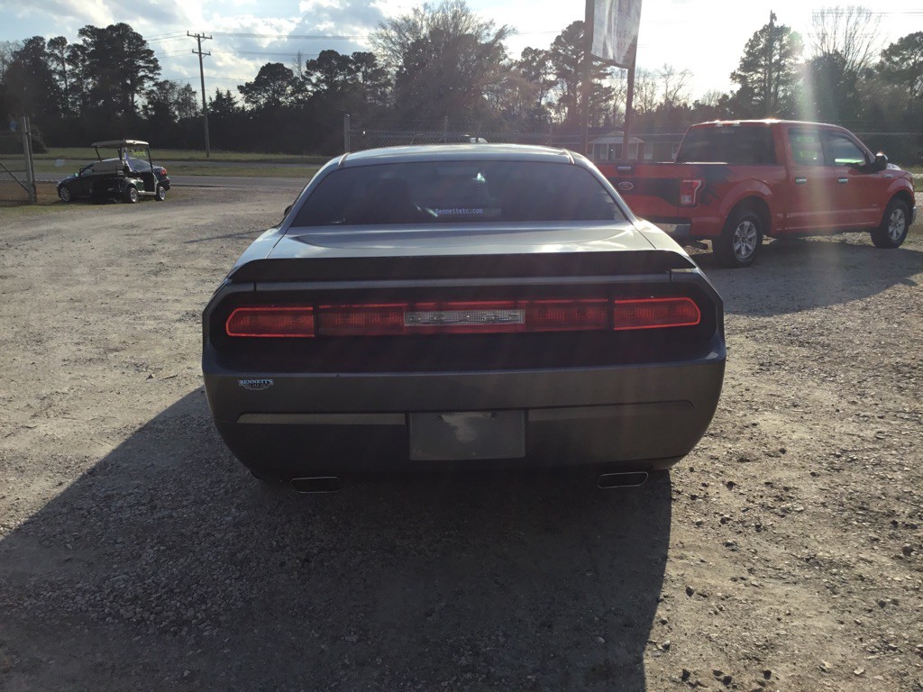 2011 Dodge Challenger Image 7