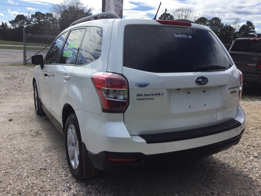 2015 Subaru Forester Image 6
