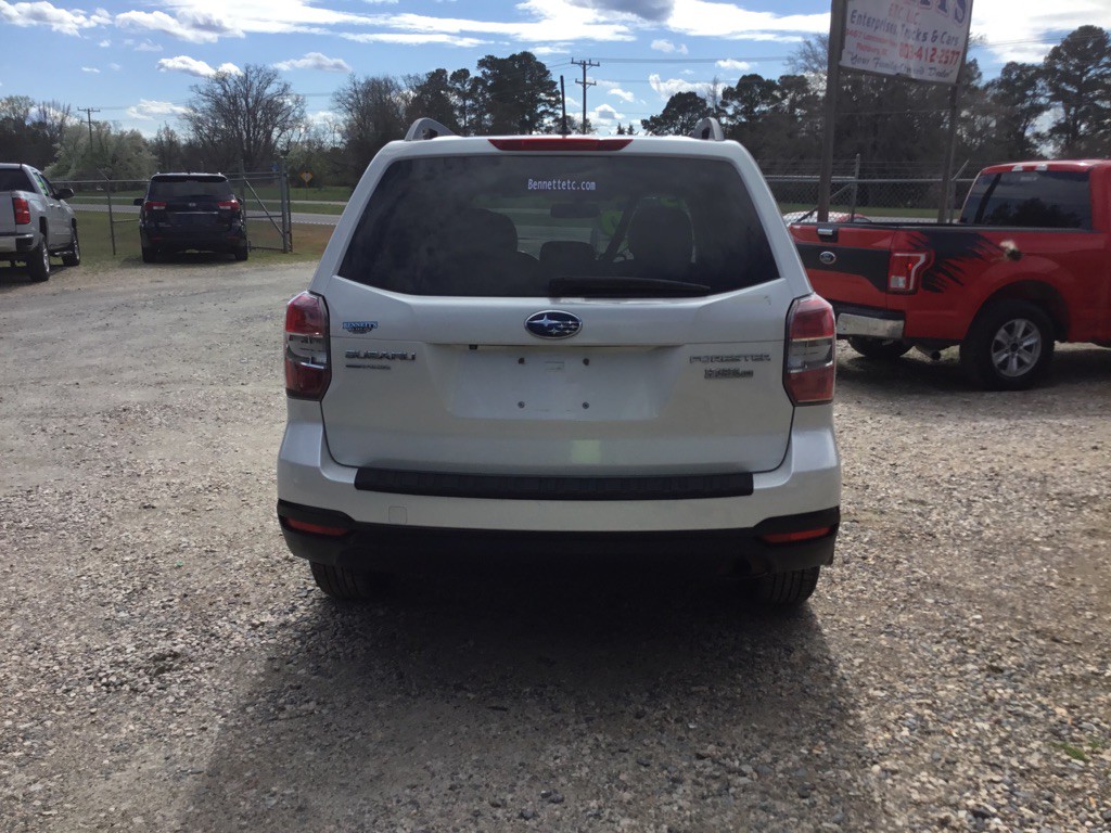 2015 Subaru Forester Image 7