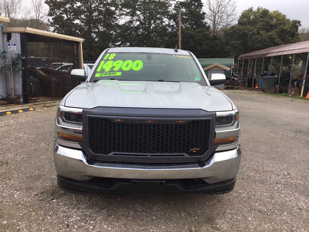 2018 Chevrolet Silverado 1500 Image 2