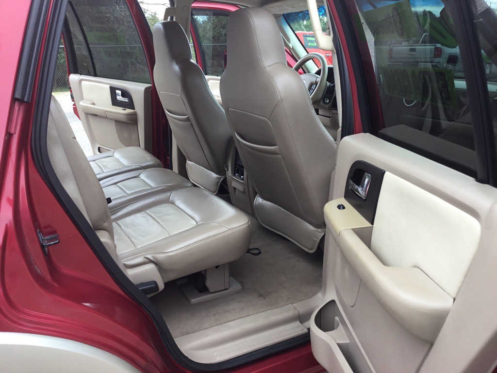 2006 Ford Expedition Image 11