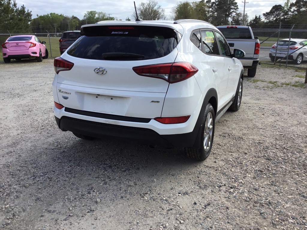 2017 Hyundai Tucson Image 8