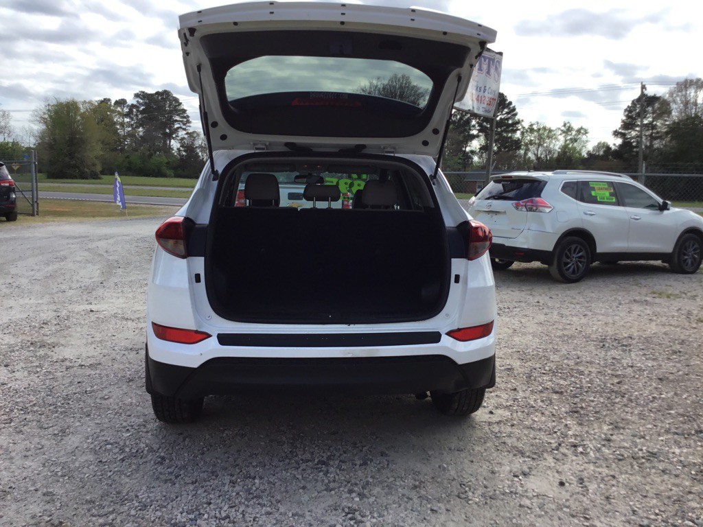 2017 Hyundai Tucson Image 9