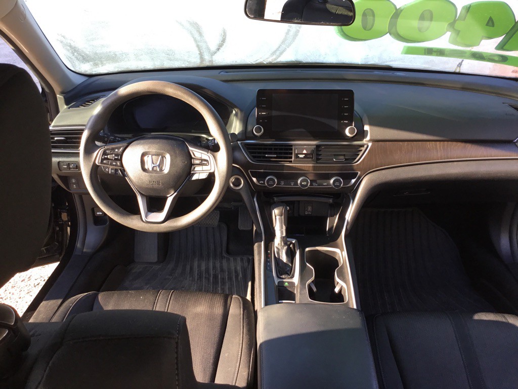 2018 Honda Accord Image 11