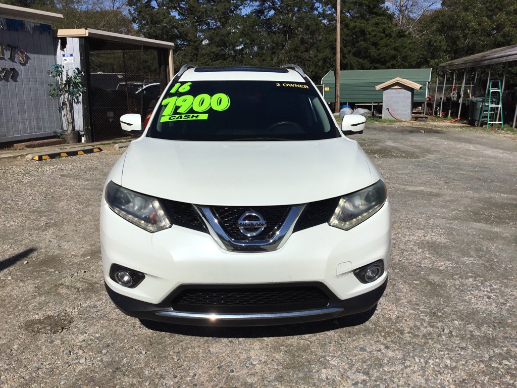 2016 Nissan Rogue Image 2