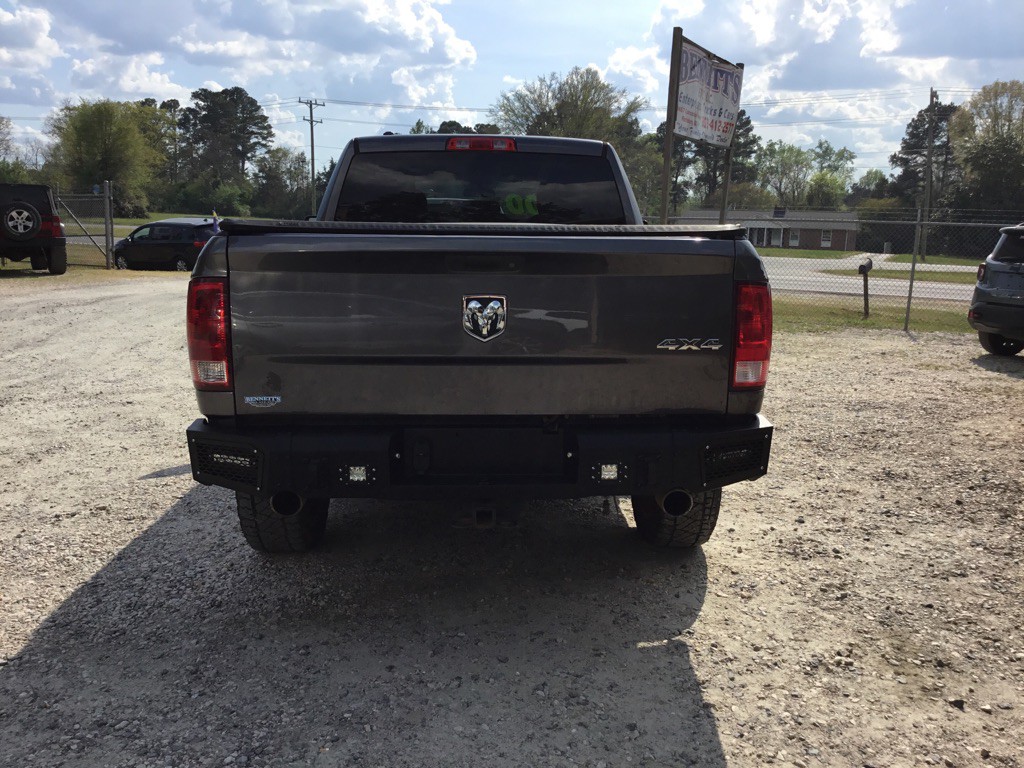 2017 RAM 1500 Image 7